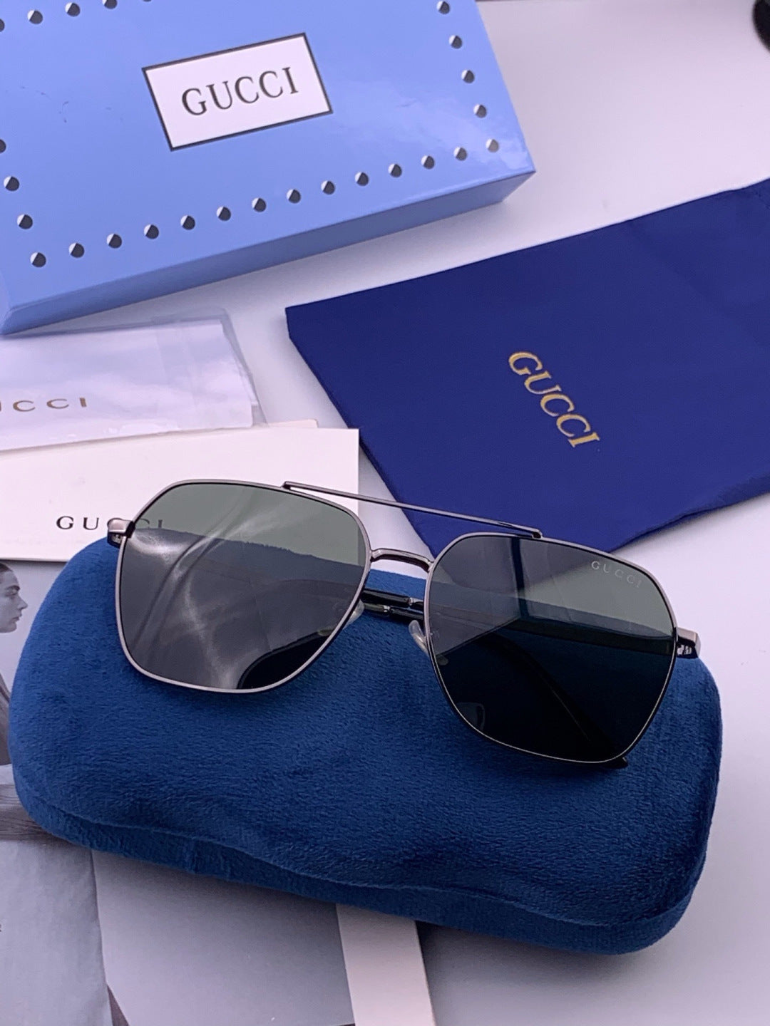 Gucci 0863 Polarized Aviator Gold Lens Sunglasses for Men & Women - 493245 - detail image 5