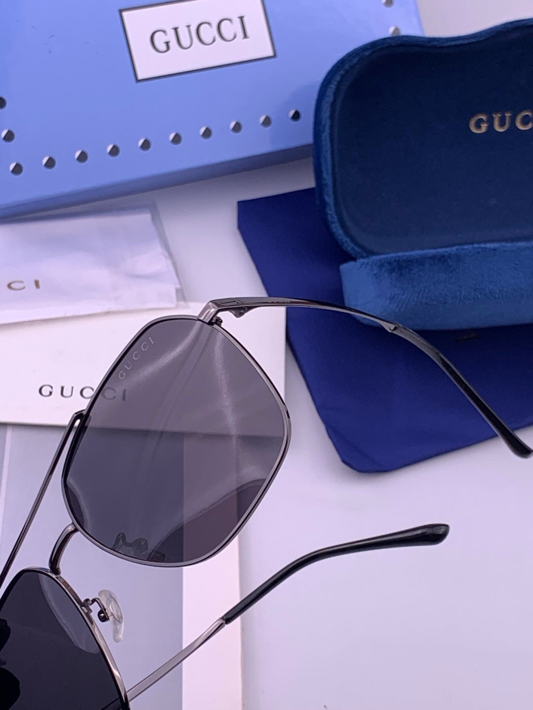 Gucci 0863 Polarized Aviator Gold Lens Sunglasses for Men & Women - detail image 3