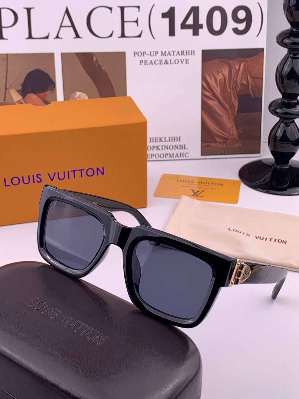 Louis Vuitton L4443 Square Black Lens Sunglasses for Women - detail image 3