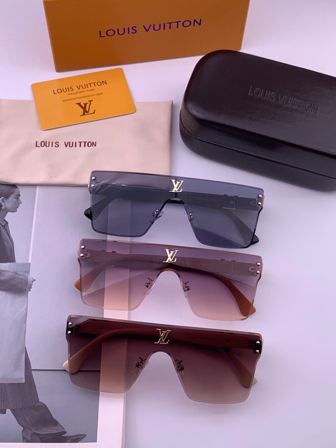 Louis Vuitton L36000 Oversized Purple Lens Sunglasses for Men & Women - 493121 - detail image 8