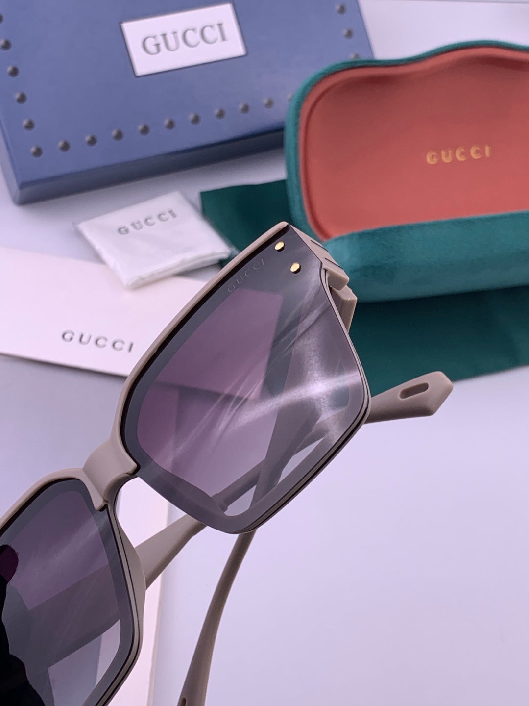 Gucci G7290 Metal Square Red Lens Sunglasses for Men & Women - detail image 4