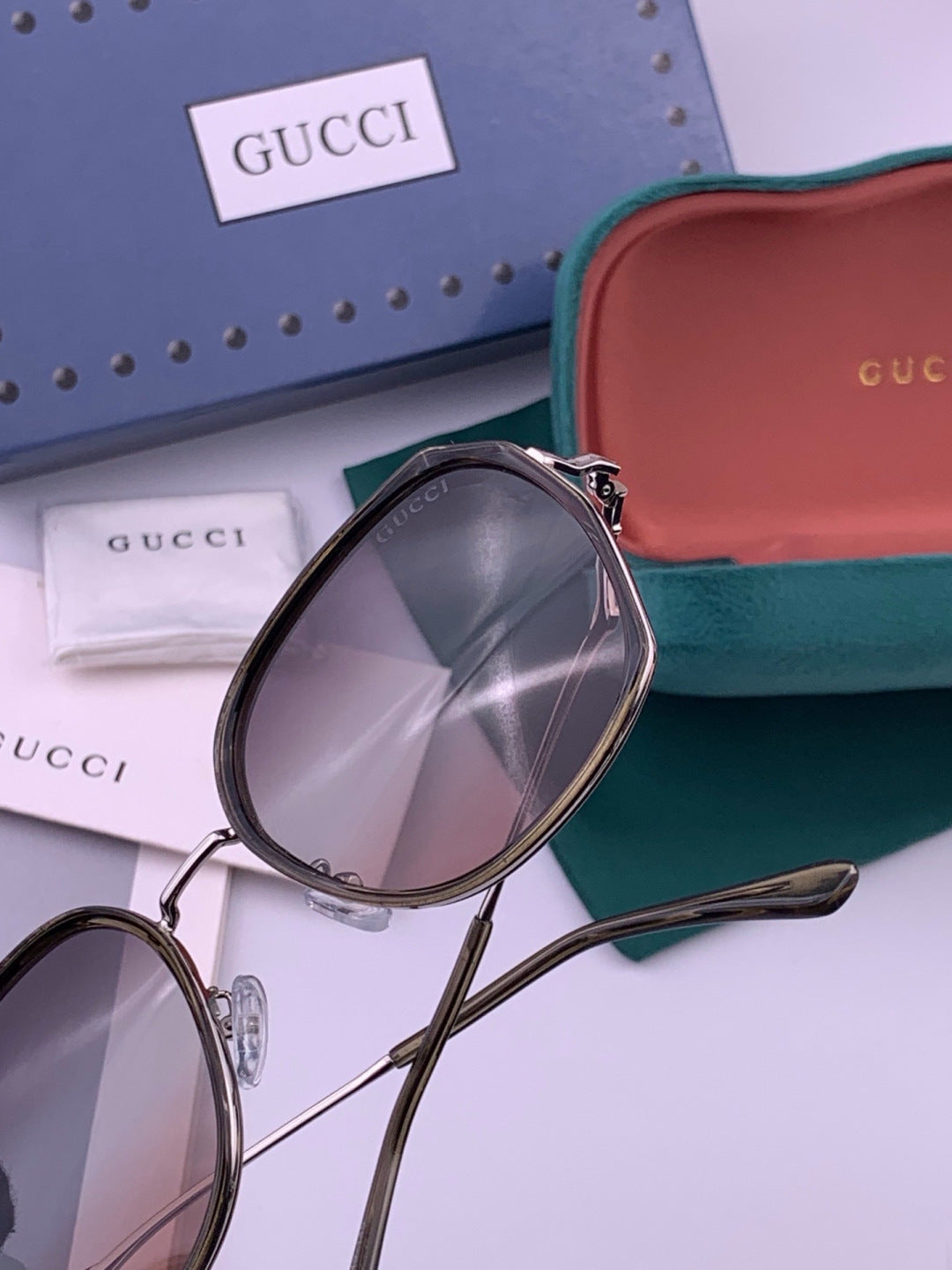 Gucci G6211 Polarized Square Brown Lens Sunglasses for Women - detail image 7