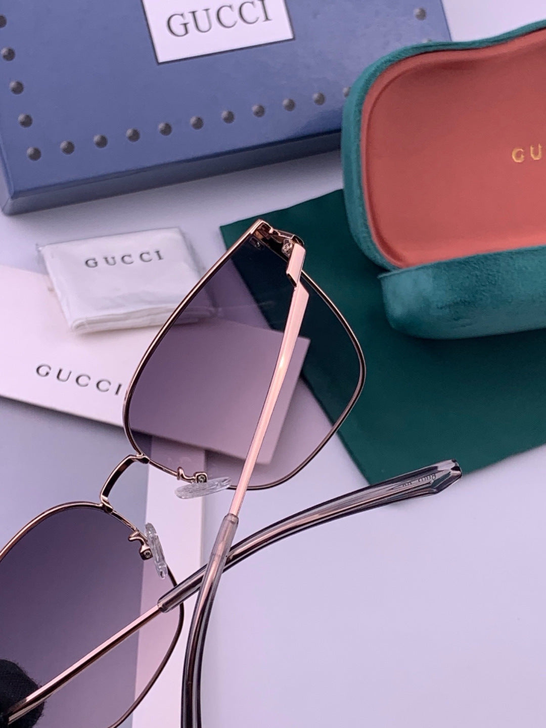 Gucci G2660 Fashion Gold Lens Sunglasses for Men & Women - 493423 - detail image 3