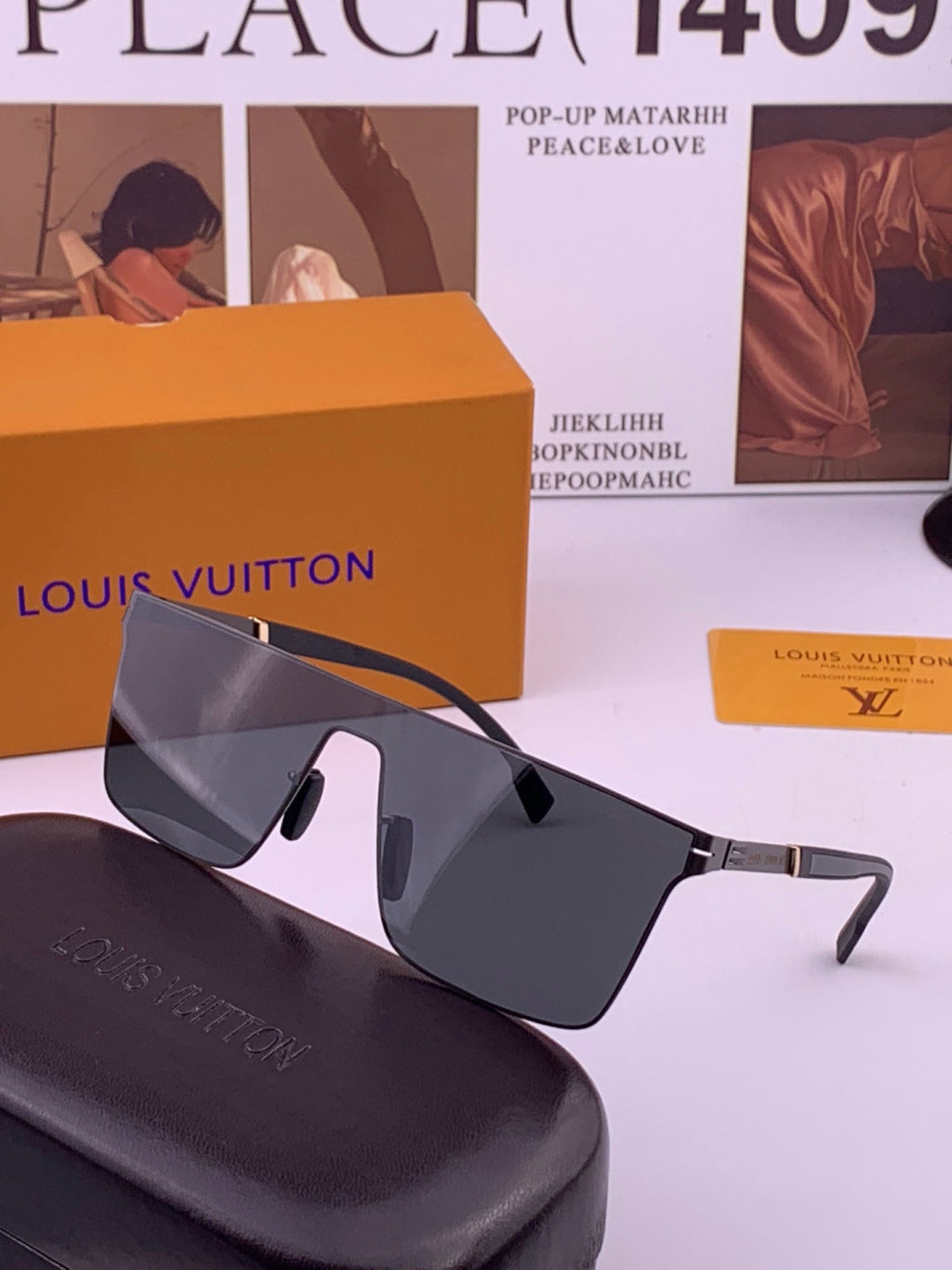 Louis Vuitton L016 Fashion Black Lens Sunglasses for Men & Women - detail image 2