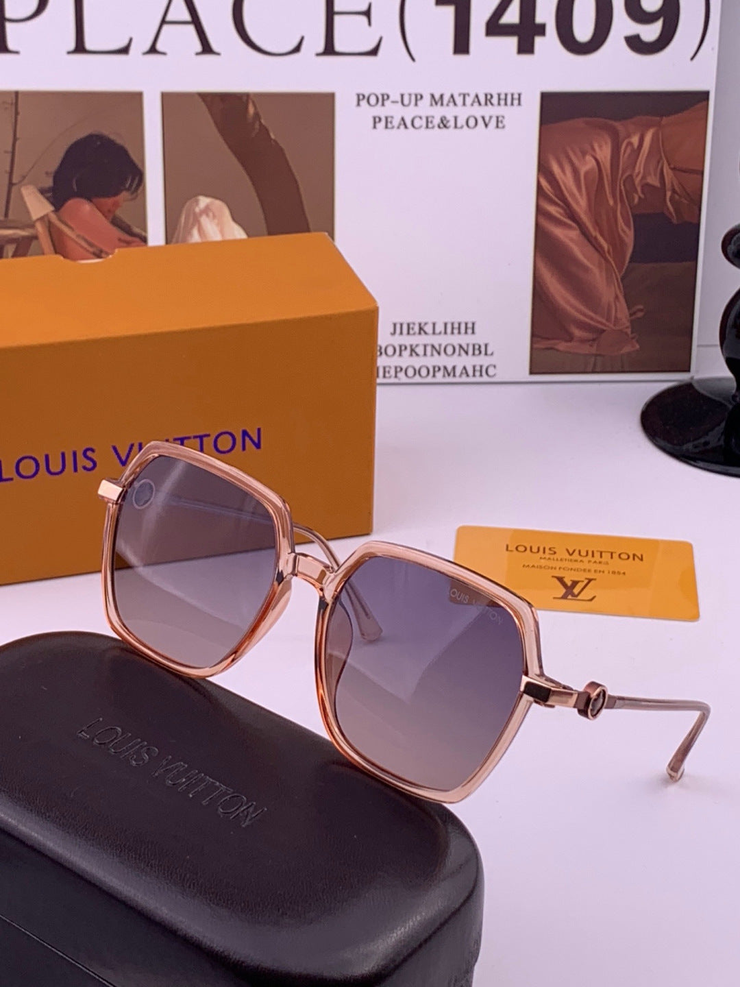 Louis Vuitton Polarized Square Brown Lens Sunglasses for Men & Women - 486247 - detail image 2