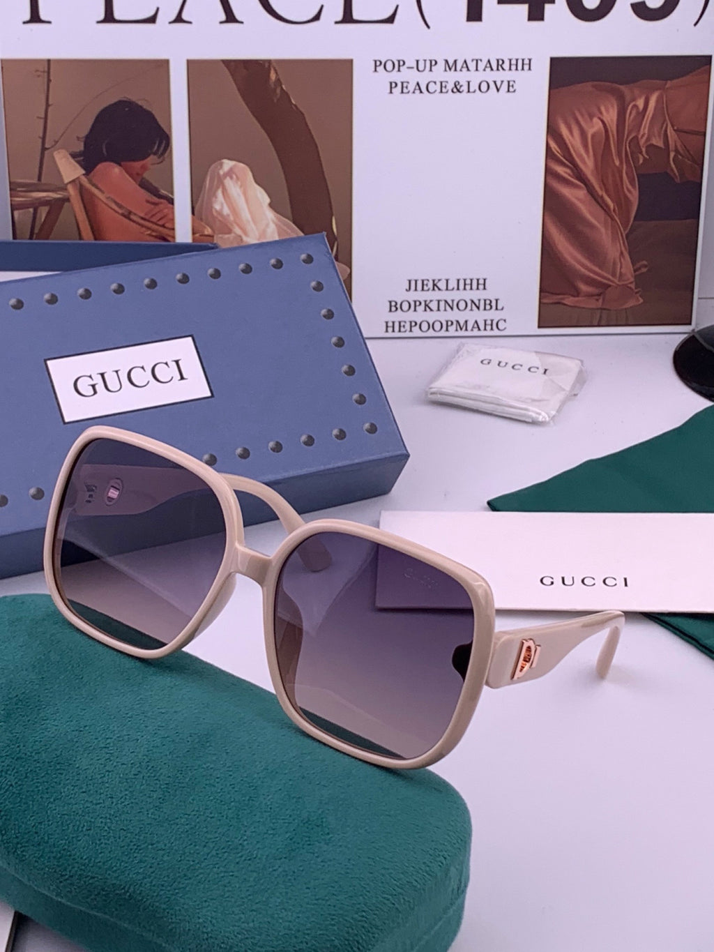 Gucci G0388 Round Red Lens Sunglasses for Men & Women - detail image 2