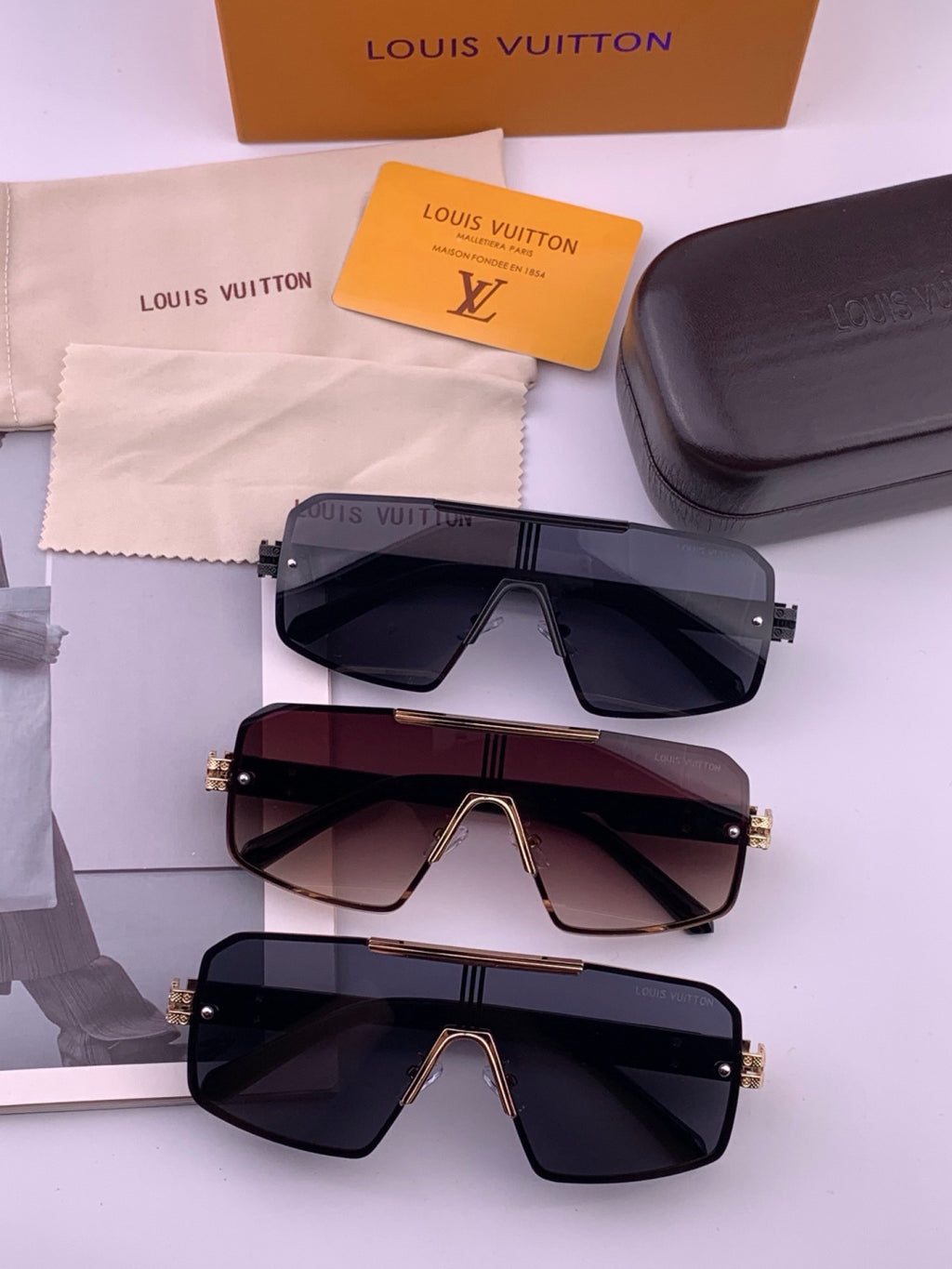 Louis Vuitton L71757 Aviator Blue Lens Sunglasses for Men & Women - detail image 8