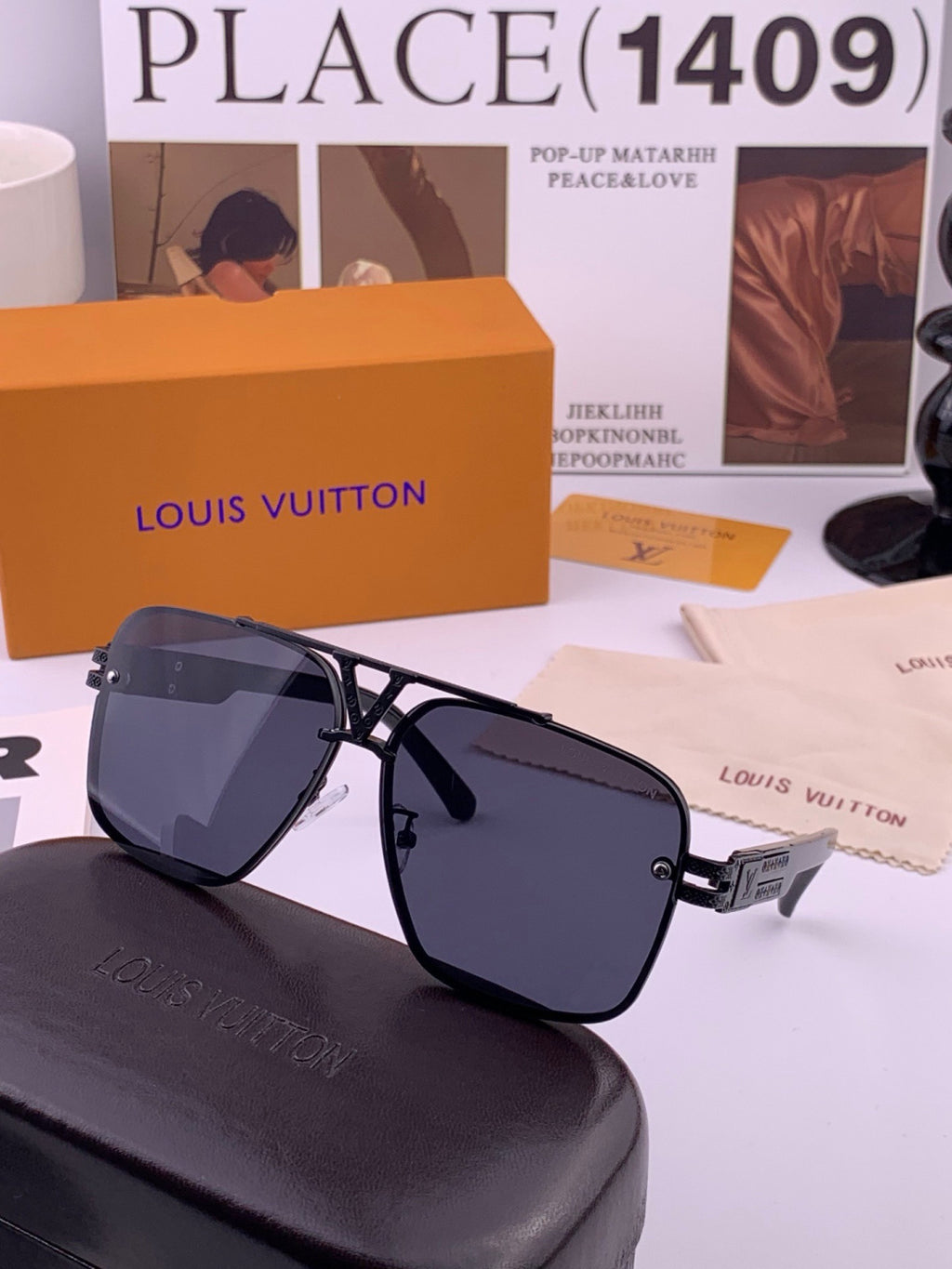 Louis Vuitton L91756 Aviator Black Lens Sunglasses for Men & Women - 486237 - detail image 4
