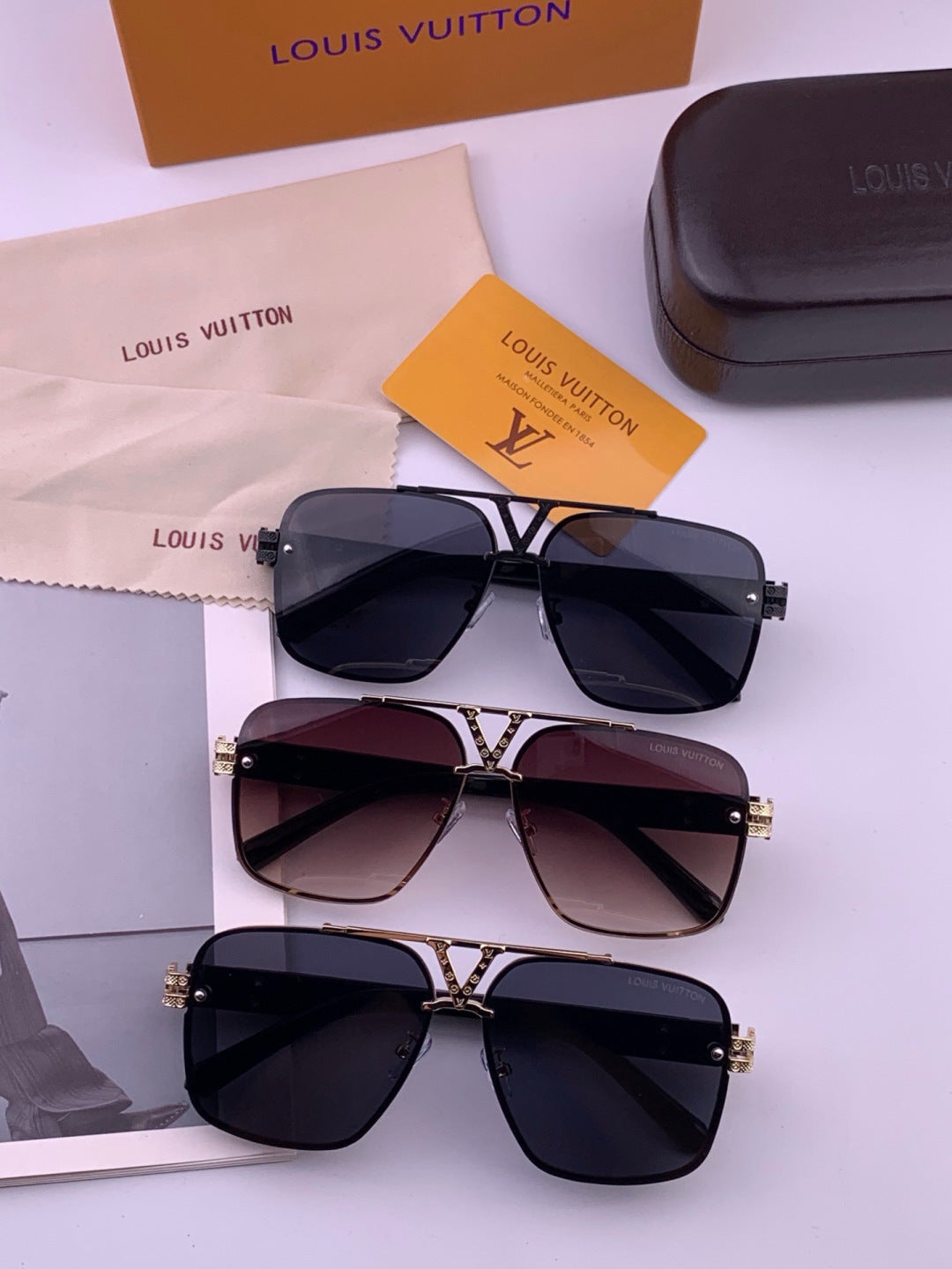 Louis Vuitton L91756 Aviator Black Lens Sunglasses for Men & Women - 486237 - detail image 8