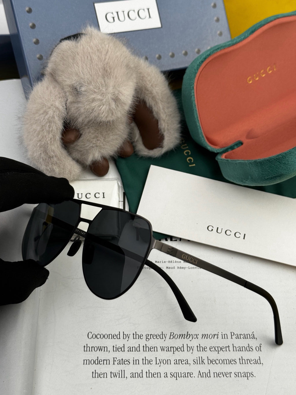 Gucci G2380 Polarized Aviator Gold Lens Sunglasses for Men - detail image 4