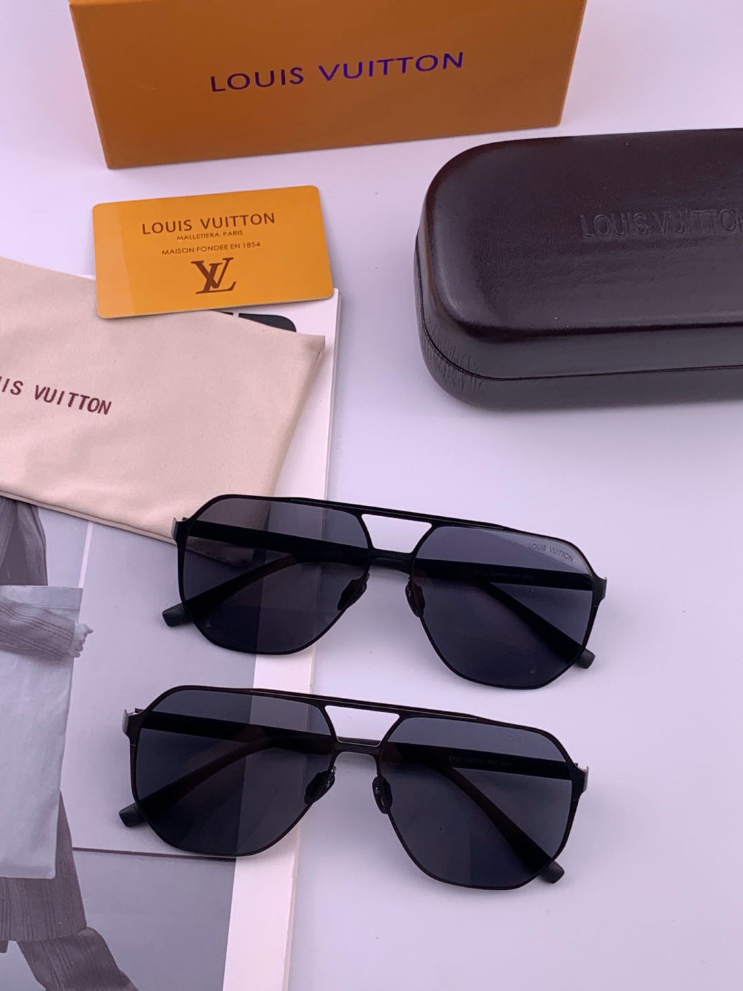 Louis Vuitton L3252 Polarized Aviator Orange Lens Sunglasses for Men - detail image 7