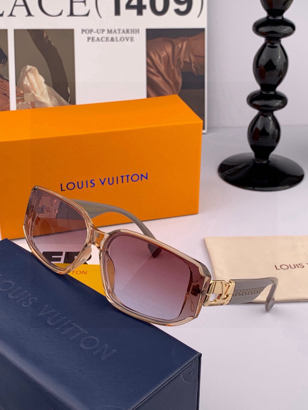Louis Vuitton L5551 Square Black Lens Sunglasses for Men & Women - detail image 6