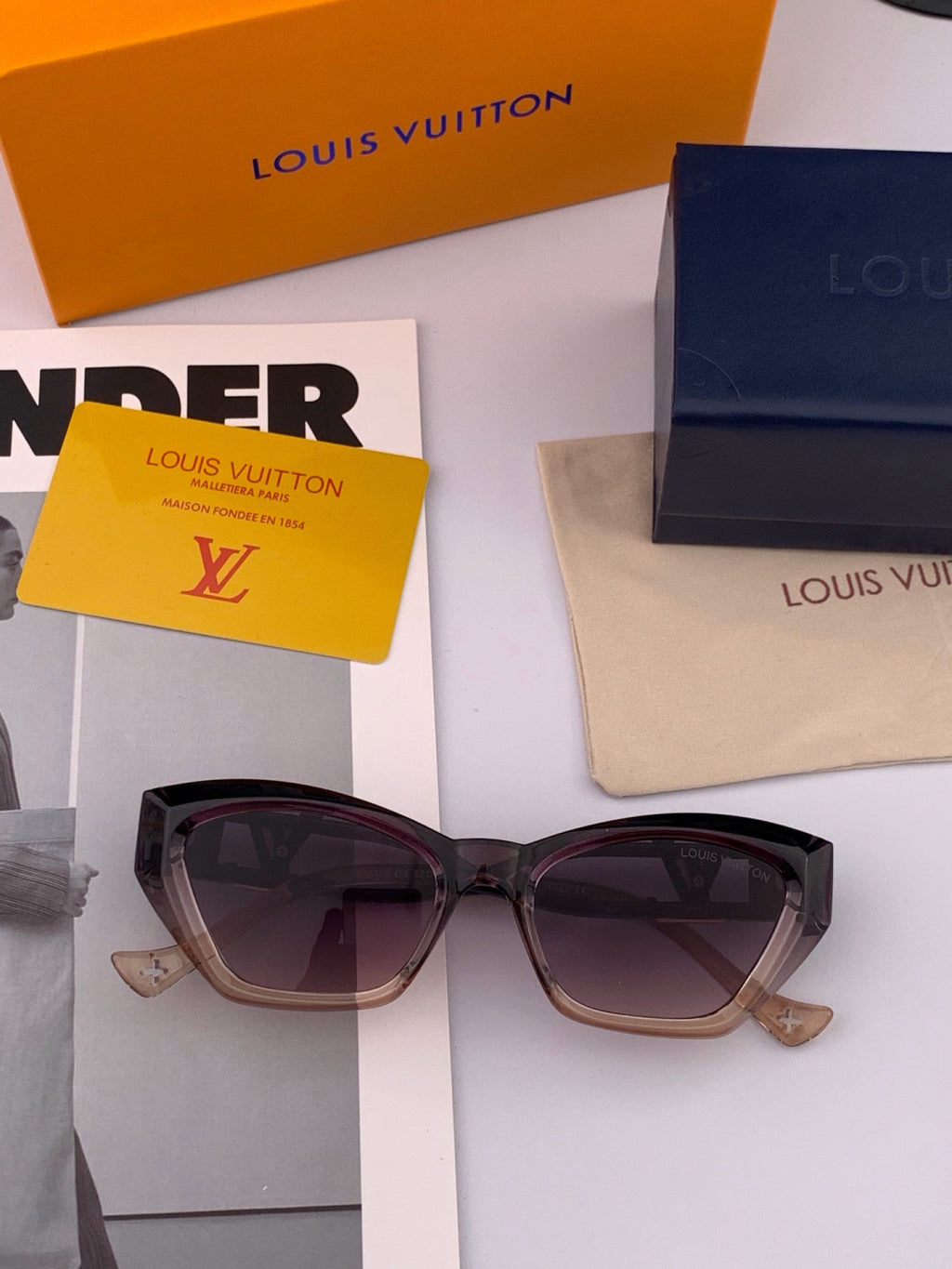 Louis Vuitton L4550 Square Black Lens Sunglasses for Men & Women - detail image 2