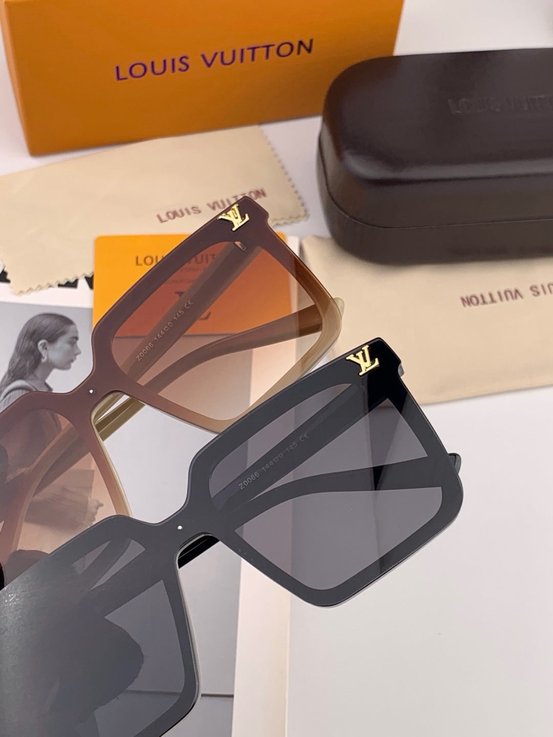 Louis Vuitton L6006 Oversized Black Lens Sunglasses for Men & Women - 486108 - detail image 3