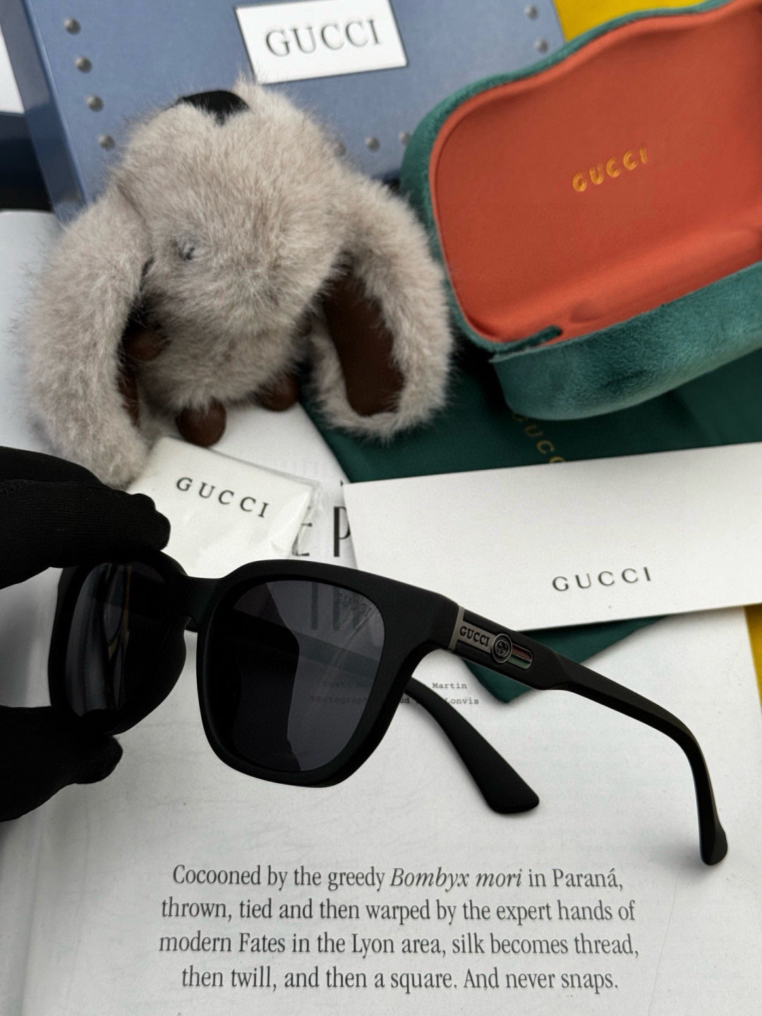 Gucci G7510 Square Gold Lens Sunglasses for Men & Women - detail image 2