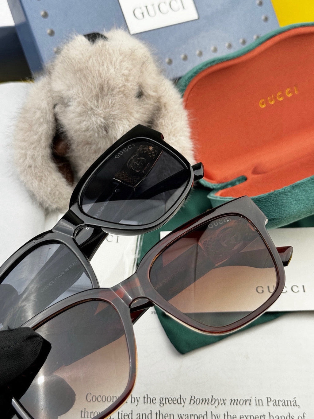 Gucci G35804 Square Gold Lens Sunglasses for Men & Women - detail image 5