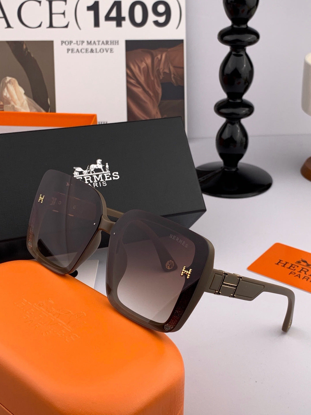 Hermès H2304 Square Pink Lens Sunglasses for Men & Women - detail image 5