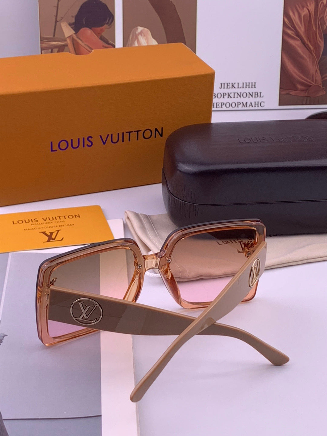 Louis Vuitton L8270 Square Black Lens Sunglasses for Men & Women - detail image 4