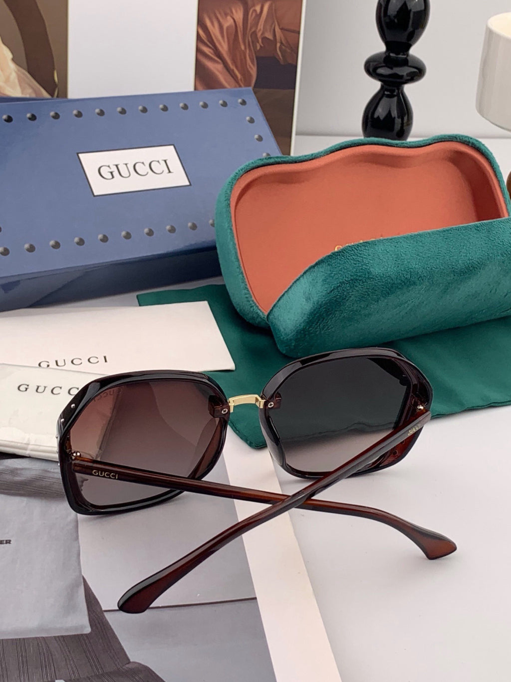 Gucci G14900 Polarized Square Gold Lens Sunglasses for Men & Women - detail image 4