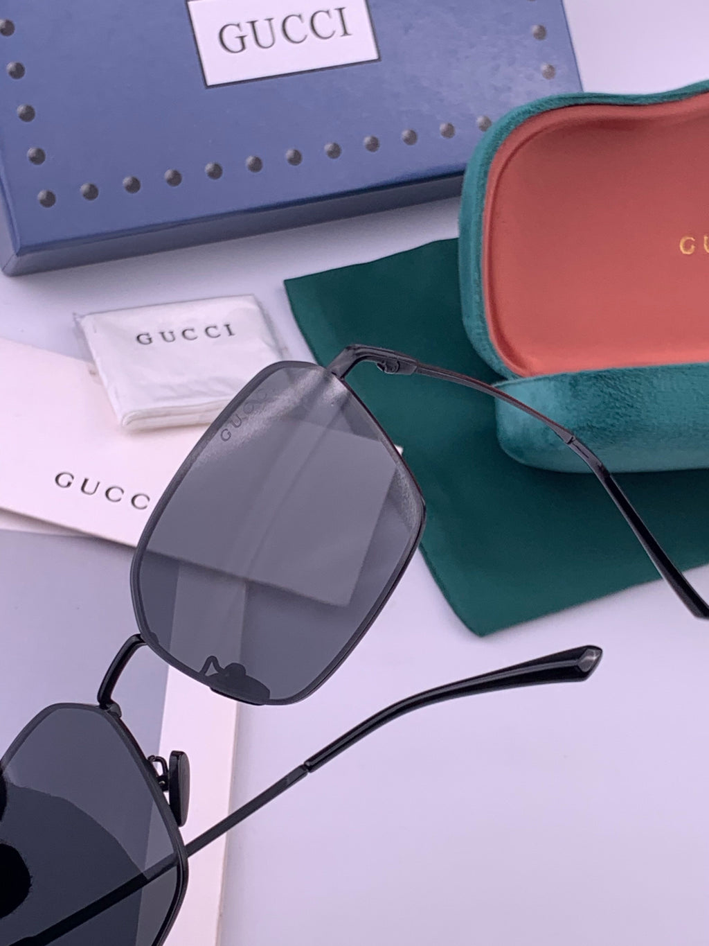 Gucci G6881 Polarized Aviator Brown Lens Sunglasses for Men - detail image 3