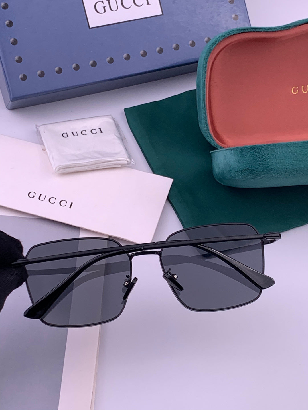 Gucci G6881 Polarized Aviator Brown Lens Sunglasses for Men - detail image 6