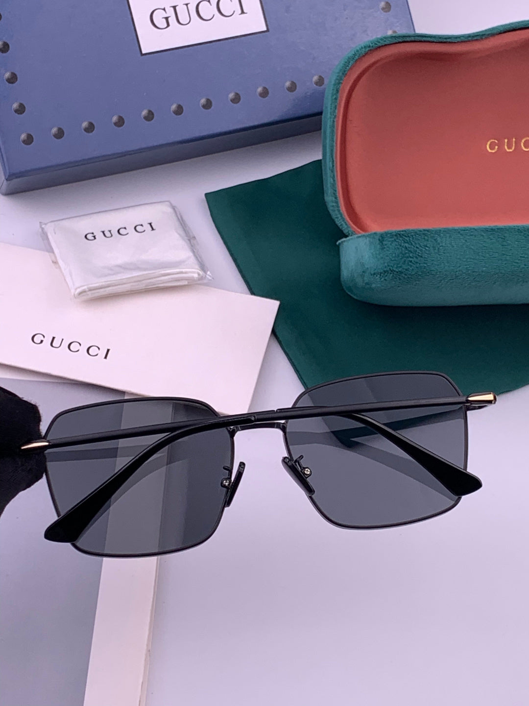 Gucci G6881 Polarized Aviator Gold Lens Sunglasses for Men - detail image 6