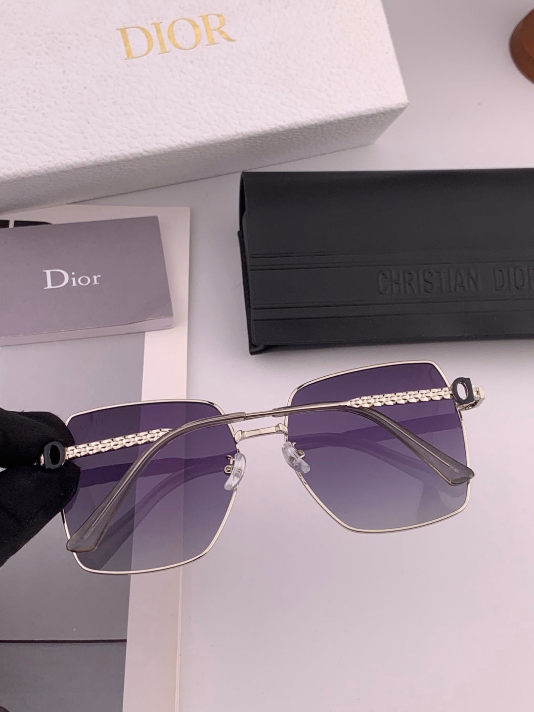 Dior D6310 Polarized Square Red Lens Sunglasses for Men & Women - detail image 6