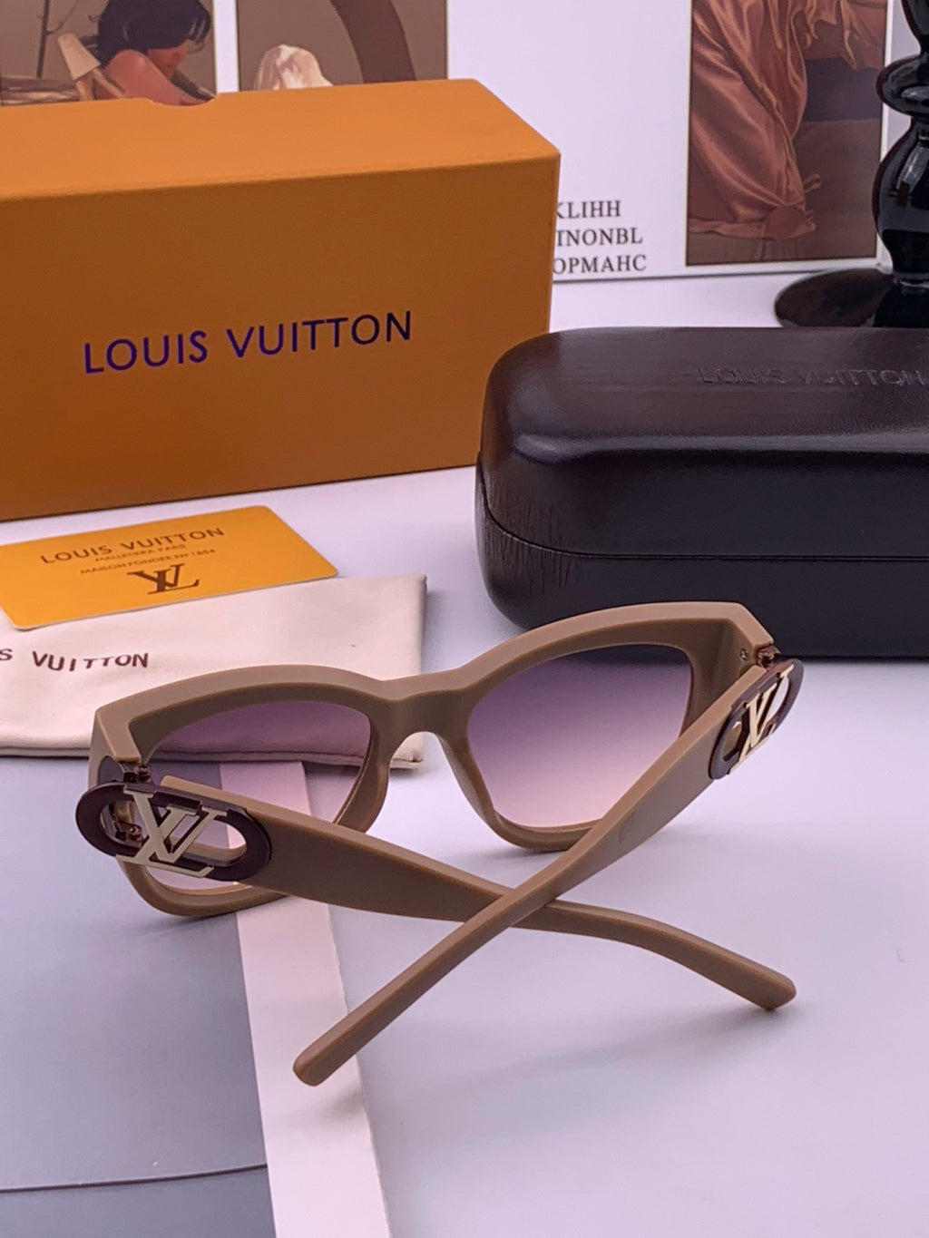 Louis Vuitton L07002 Square Purple Lens Sunglasses for Women - detail image 7
