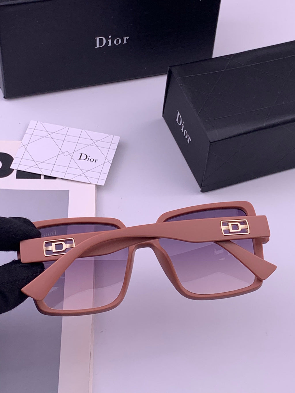 Dior D78000 Fashion Gold Lens Sunglasses for Men & Women - detail image 5