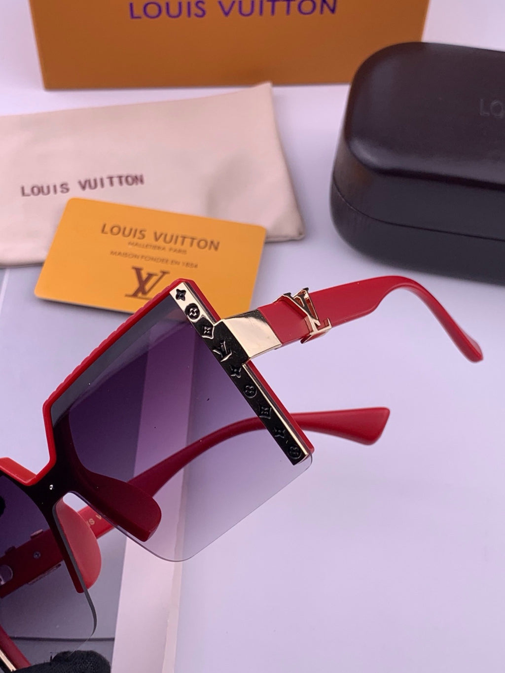 Louis Vuitton L6149 Square Black Lens Sunglasses for Men & Women - detail image 3