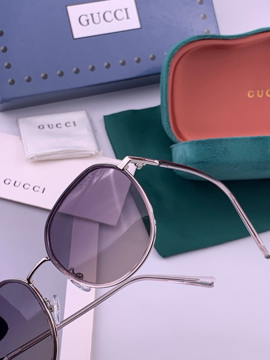 Gucci G3825 Polarized Square Red Lens Sunglasses for Women - 486379 - detail image 3