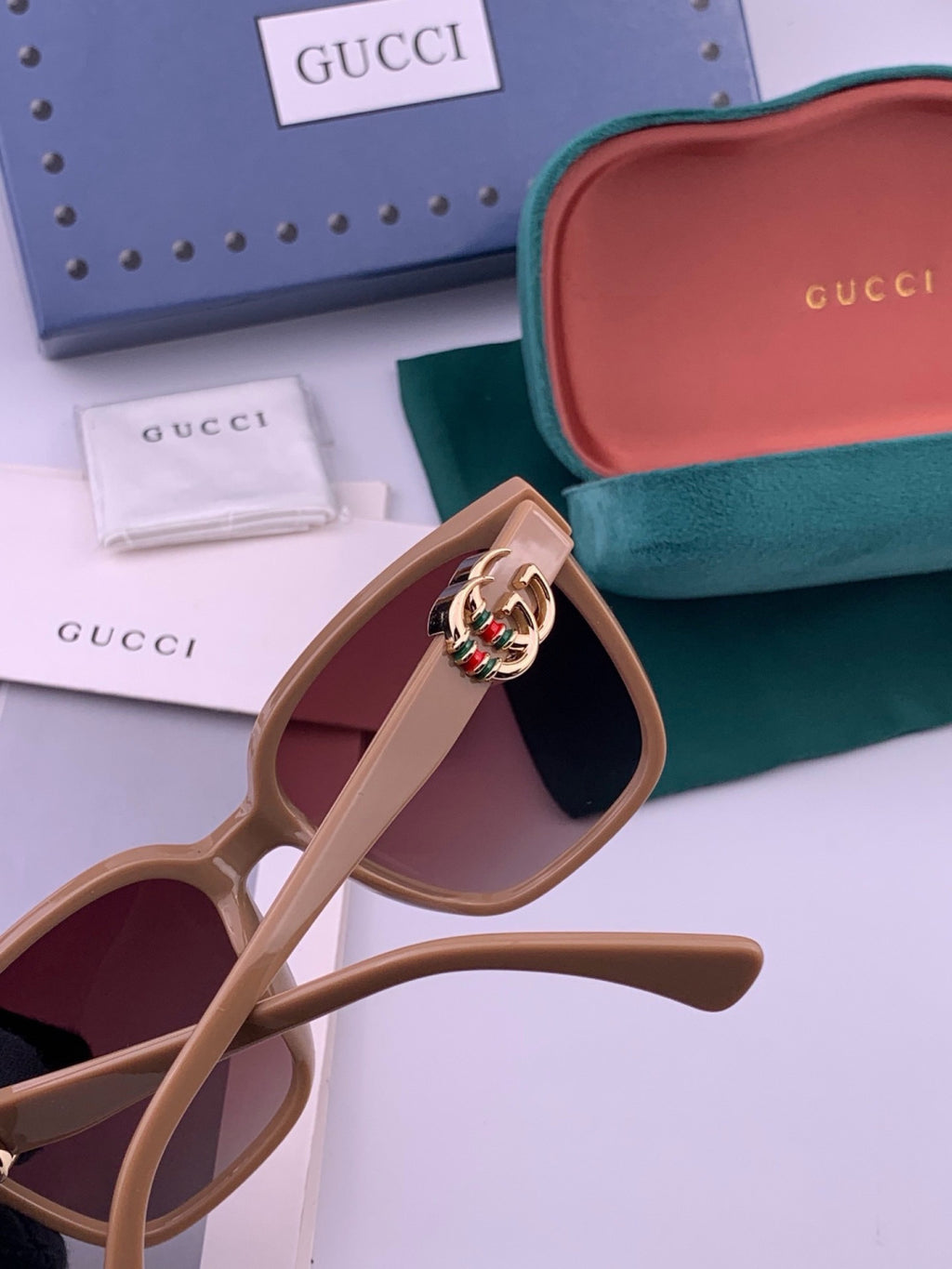 Gucci G0262 Polarized Square Gold Lens Sunglasses for Men & Women - detail image 3