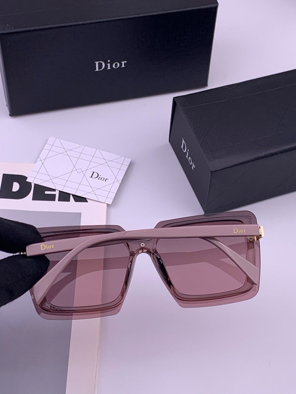 Dior D7996 Fashion Gold Lens Sunglasses for Men & Women - detail image 4