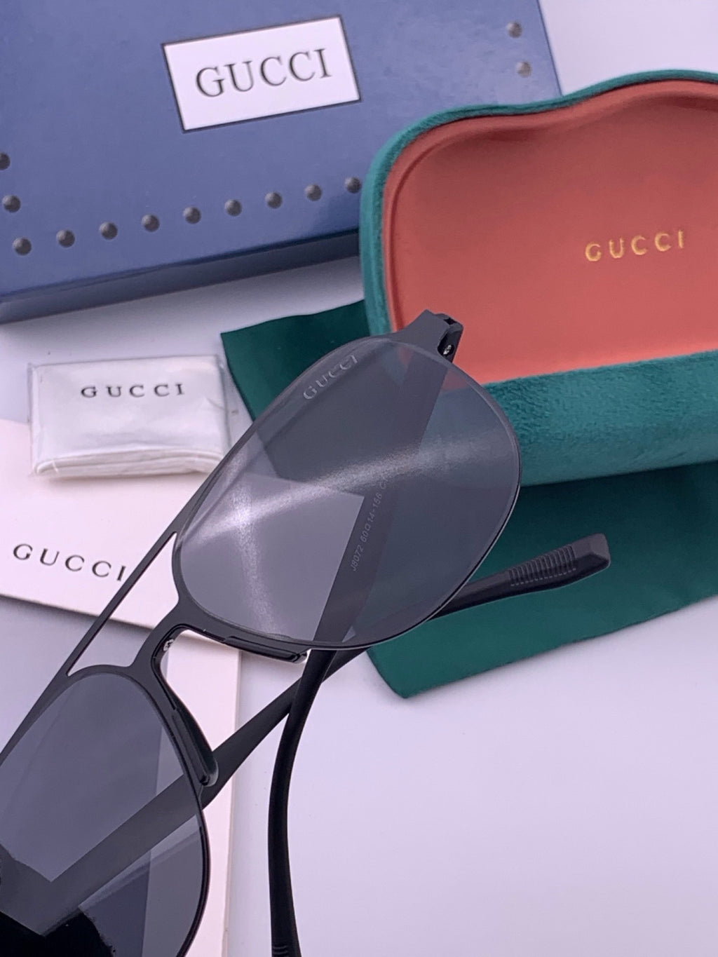Gucci G2807 Polarized Aviator Black Lens Sunglasses for Men - detail image 4