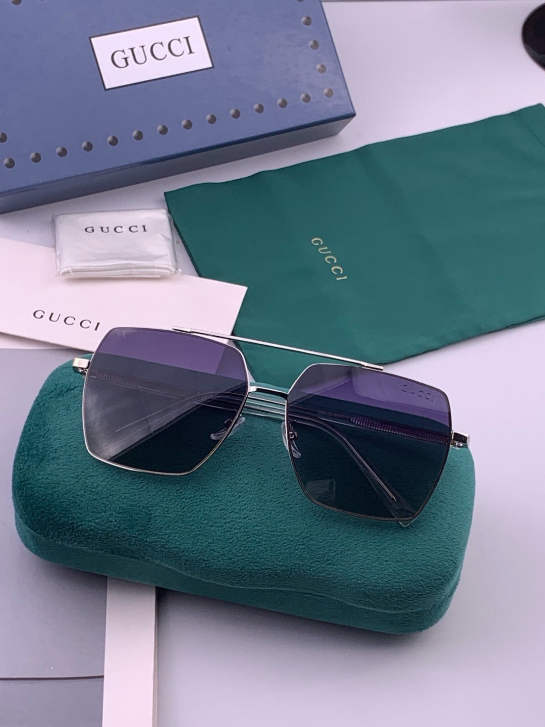 Gucci G5803 Polarized Aviator Black Lens Sunglasses for Men - detail image 8