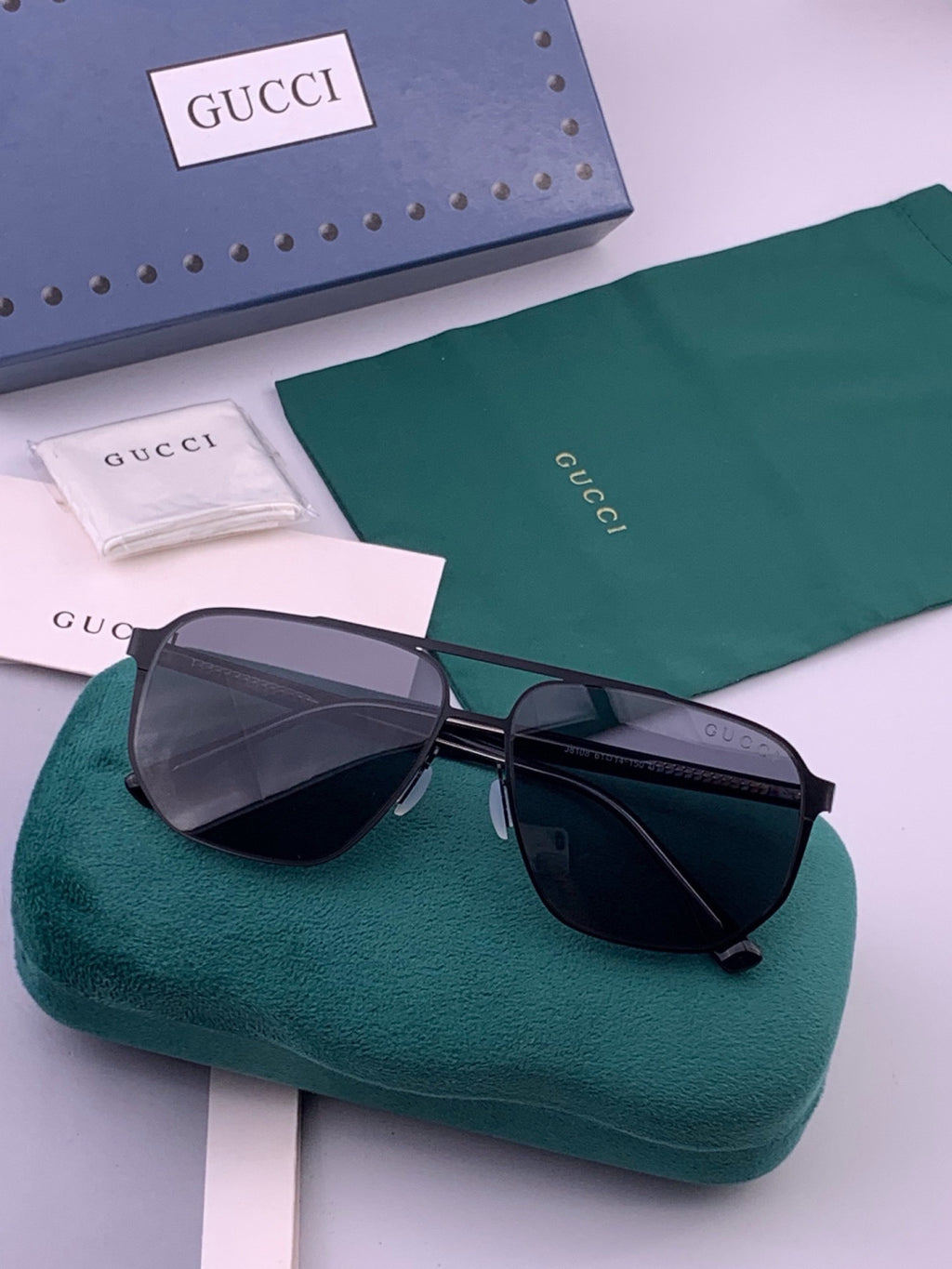 Gucci G3380 Polarized Aviator Gold Lens Sunglasses for Men - detail image 7