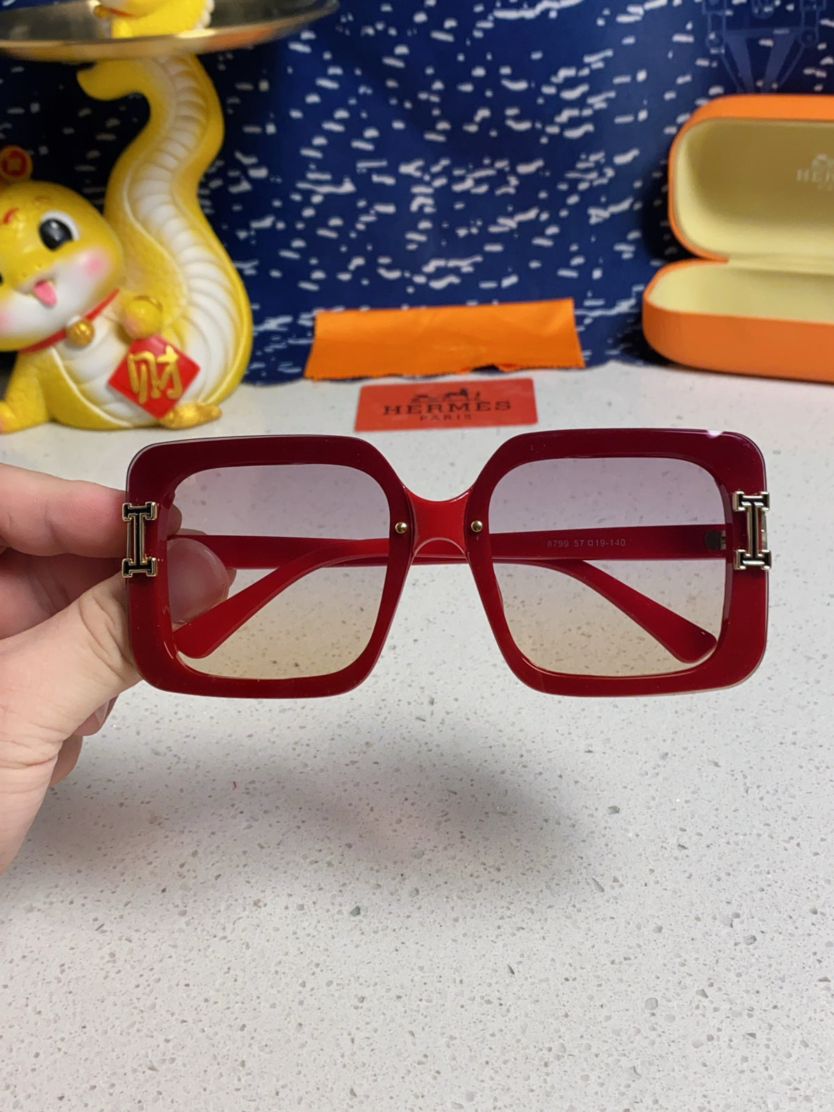 Hermès Square Red Lens Sunglasses for Men & Women - 450019 - detail image 4