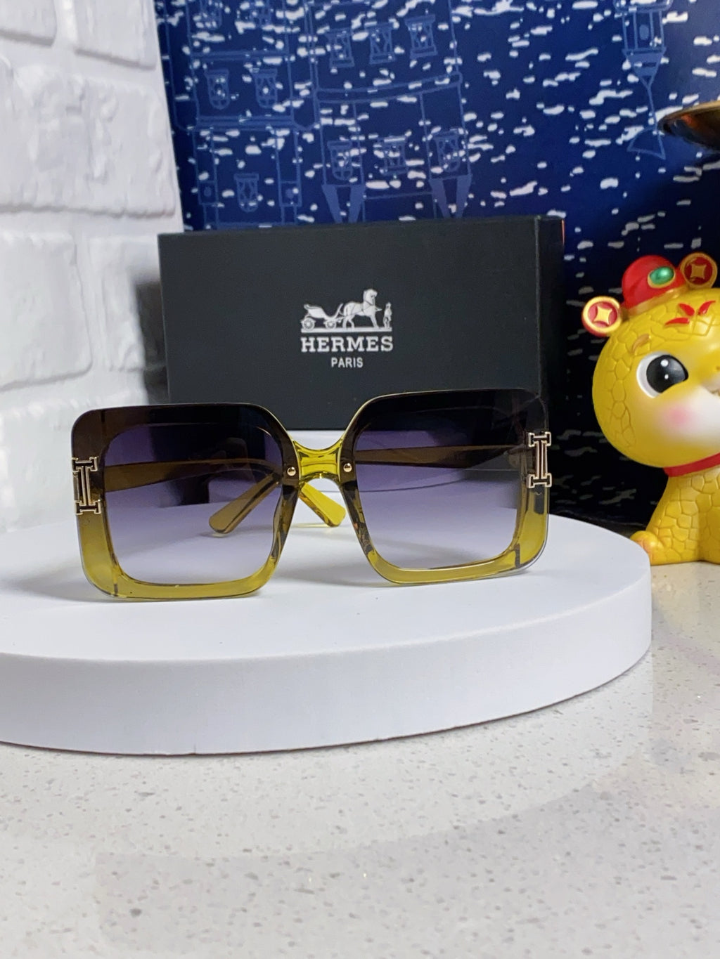 Hermès Square Brown Lens Sunglasses for Men & Women - 416506 - detail image 2