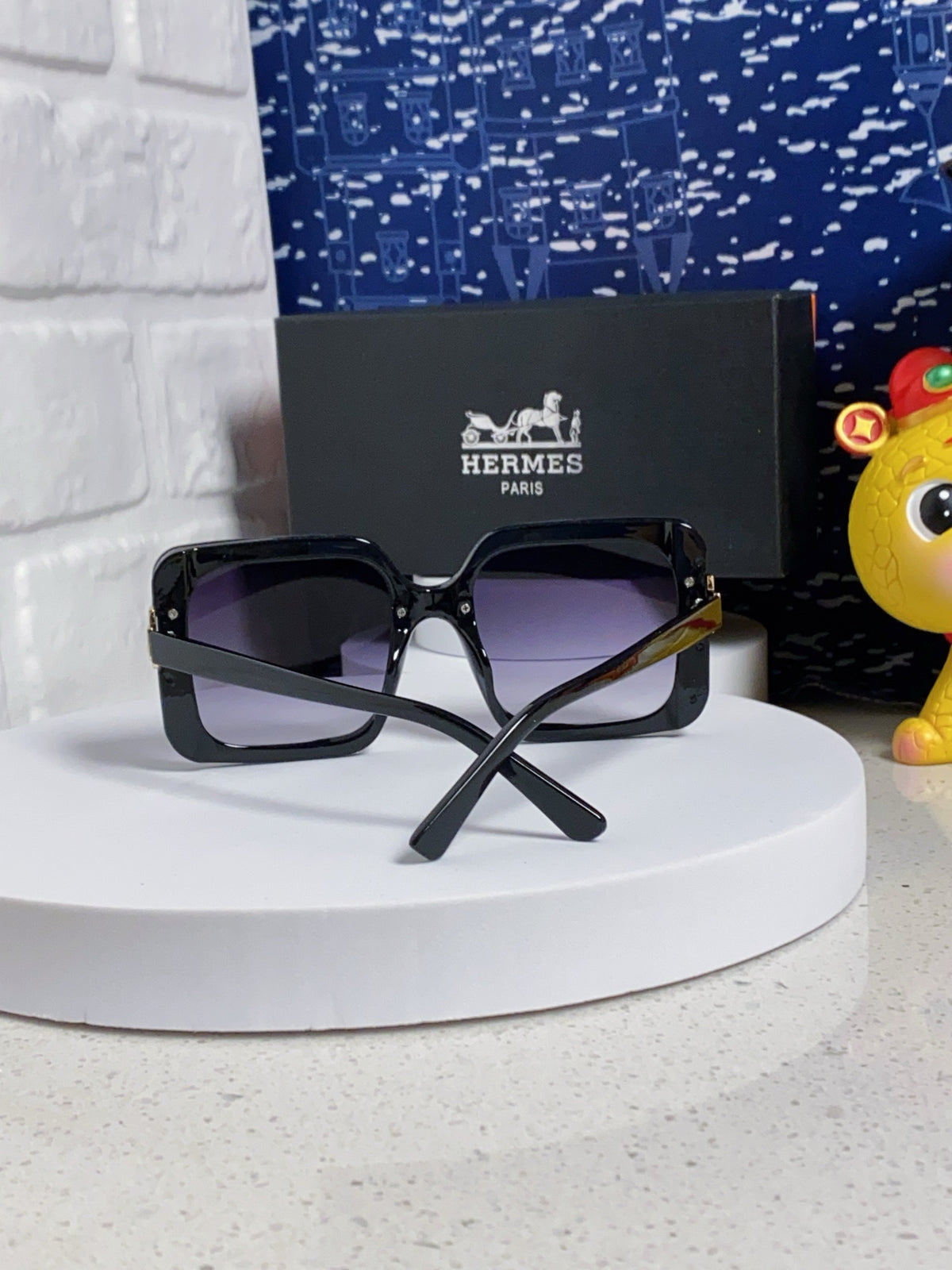 Hermès Square Silver Lens Sunglasses for Men & Women - 450021 - detail image 3
