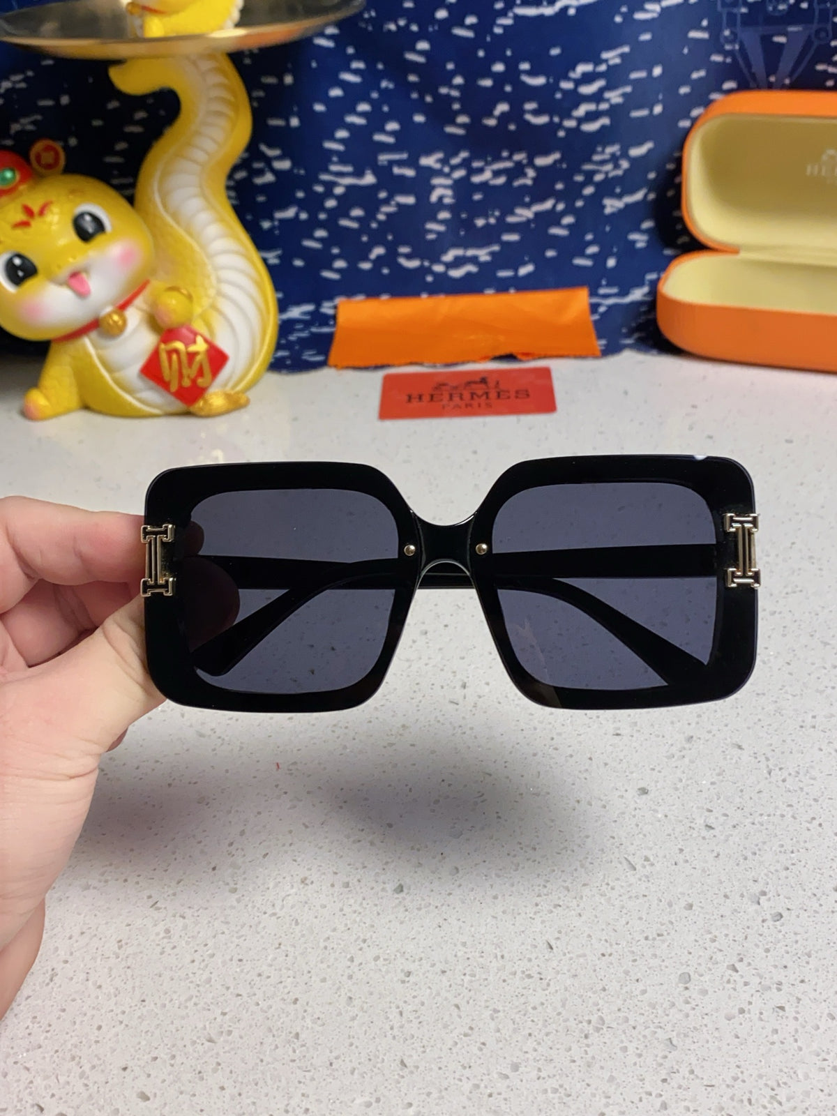 Hermès Square Gold Lens Sunglasses for Men & Women - 416510 - detail image 4