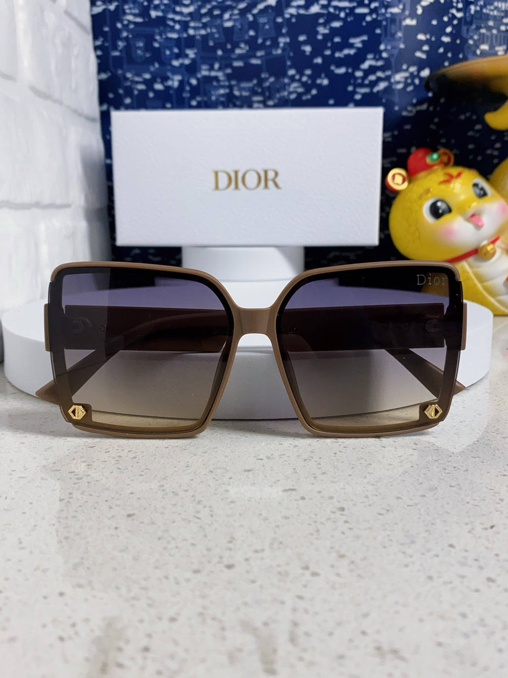 Dior Polarized Fashion Gray Lens Sunglasses for Women - 431824 - detail image 9