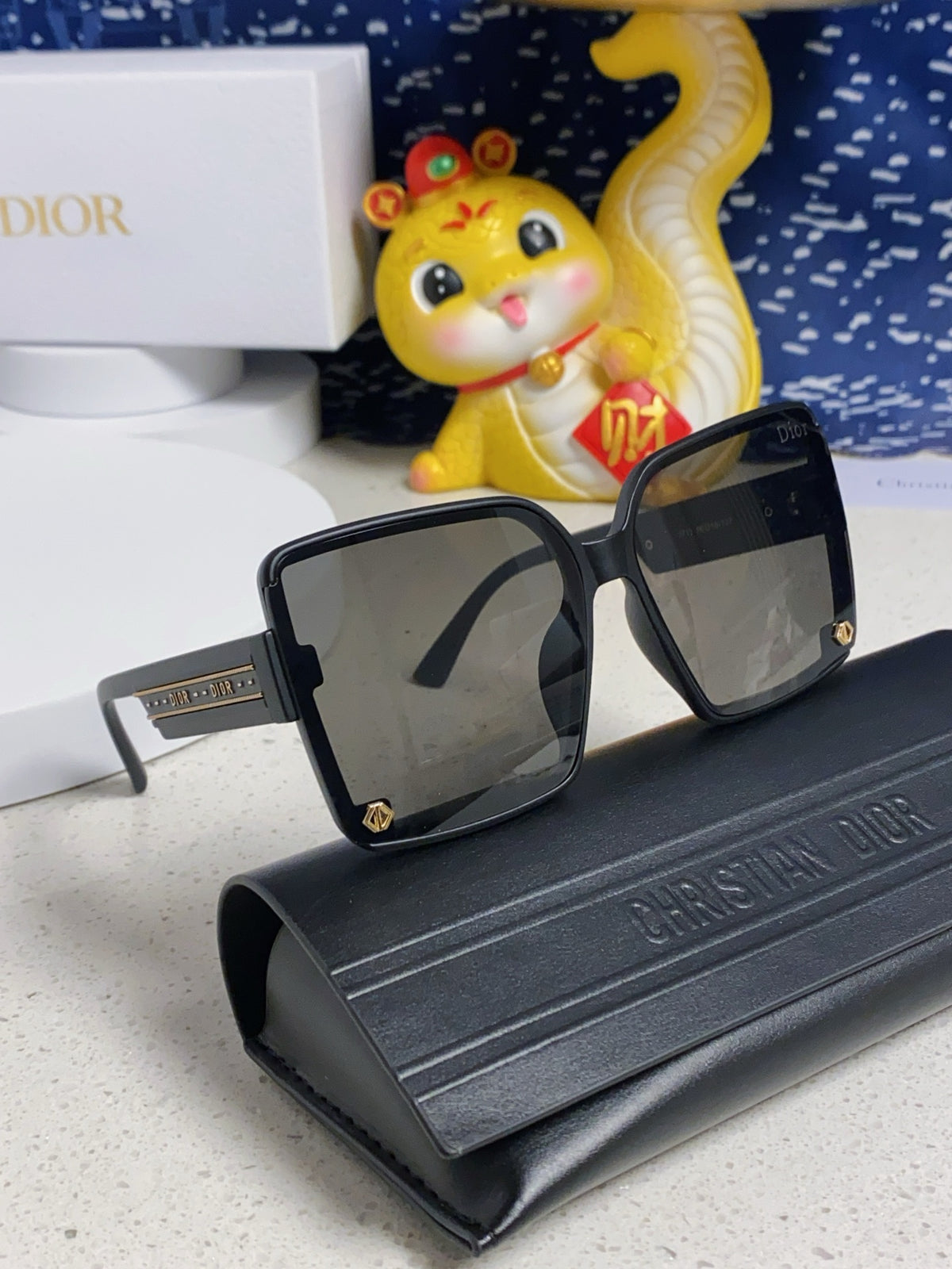 Dior Polarized Fashion Black Lens Sunglasses for Women - 431826 - detail image 10