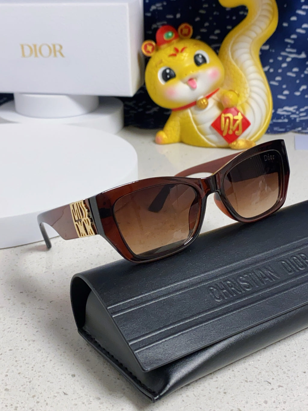 Dior Fashion Brown Lens Sunglasses for Men & Women - 997981 - detail image 10