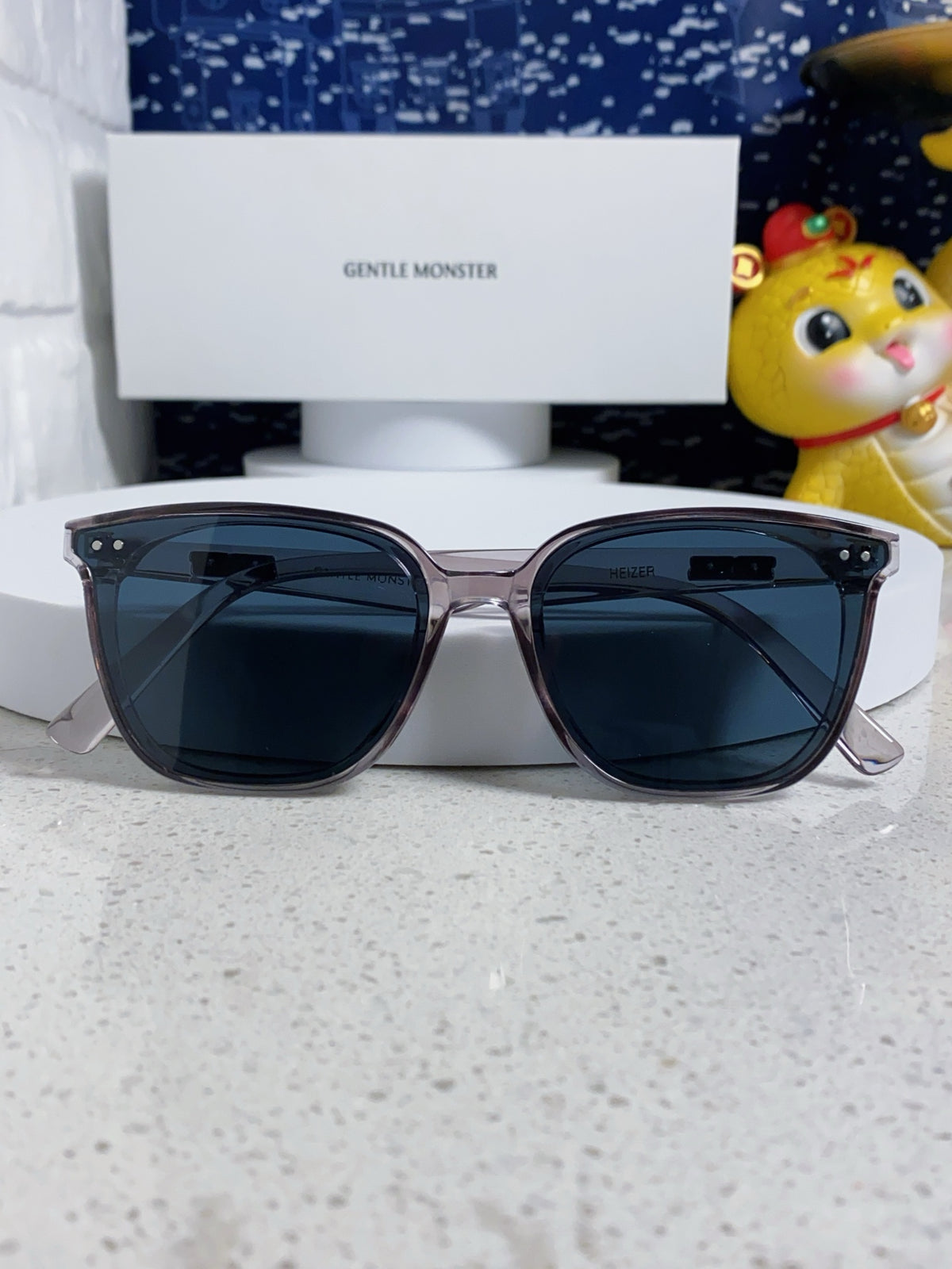 Gentle Monster HEIZER Square Blue Lens Sunglasses for Men & Women - 488000 - detail image 10