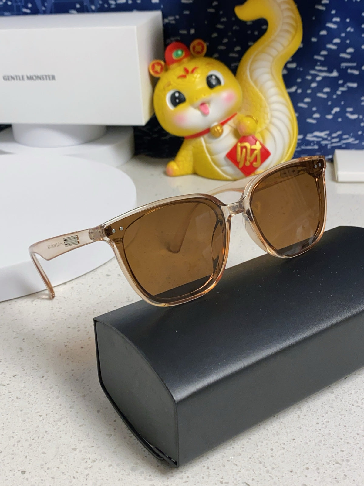 Gentle Monster HEIZER Square Brown Lens Sunglasses for Men & Women - 432933 - detail image 10