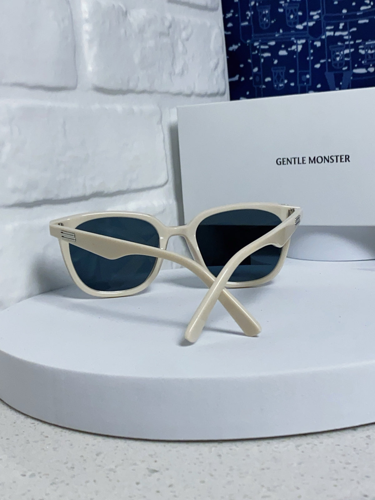 Gentle Monster HEIZER Square Blue Lens Sunglasses for Men & Women - detail image 3