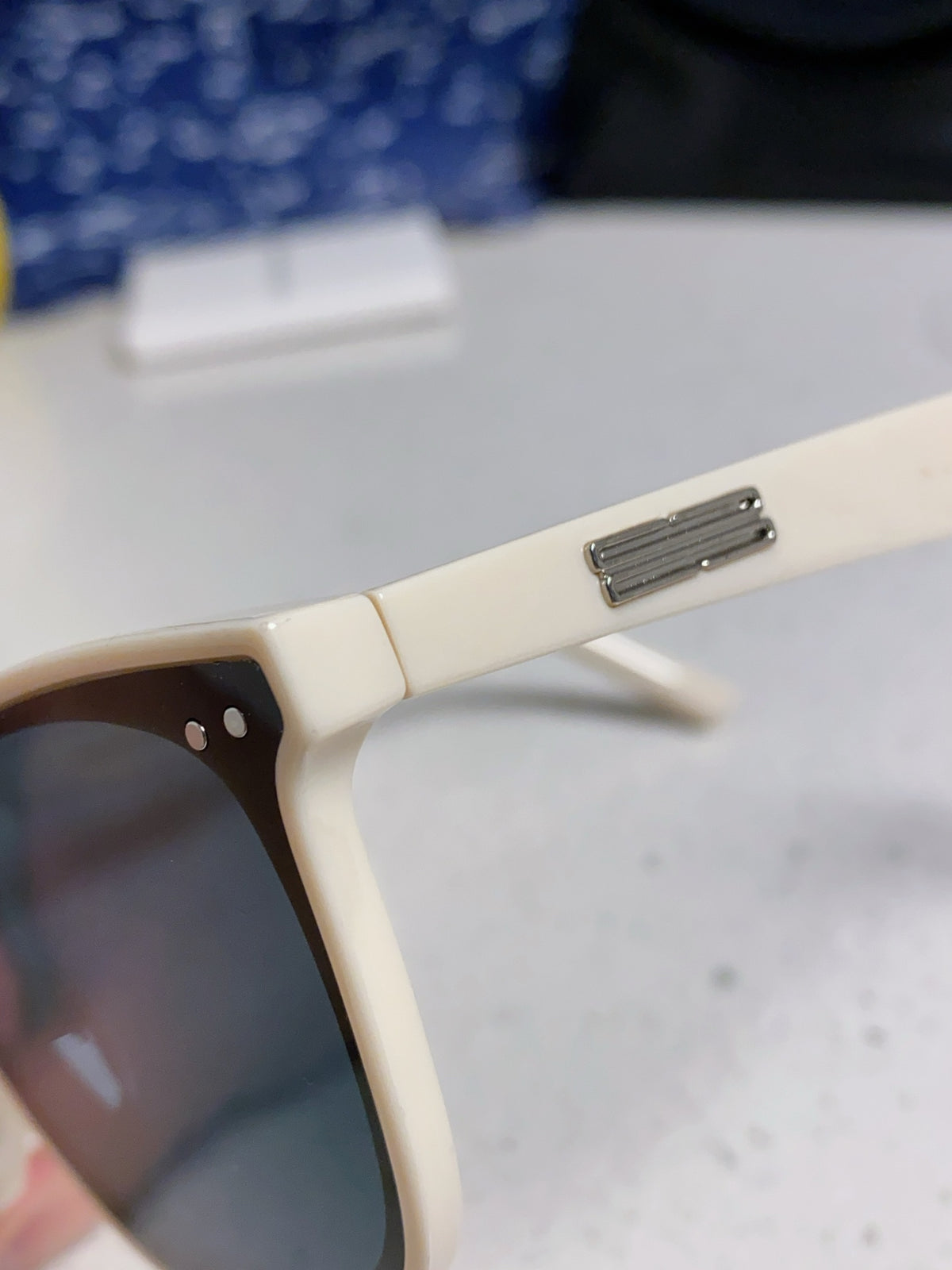 Gentle Monster HEIZER Square Blue Lens Sunglasses for Men & Women - detail image 7