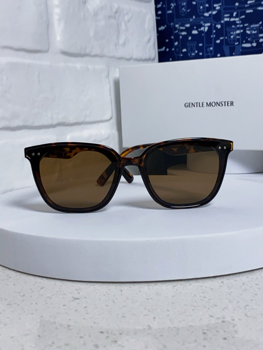 Gentle Monster HEIZER Square Brown Lens Sunglasses for Men & Women - 488003 - detail image 2