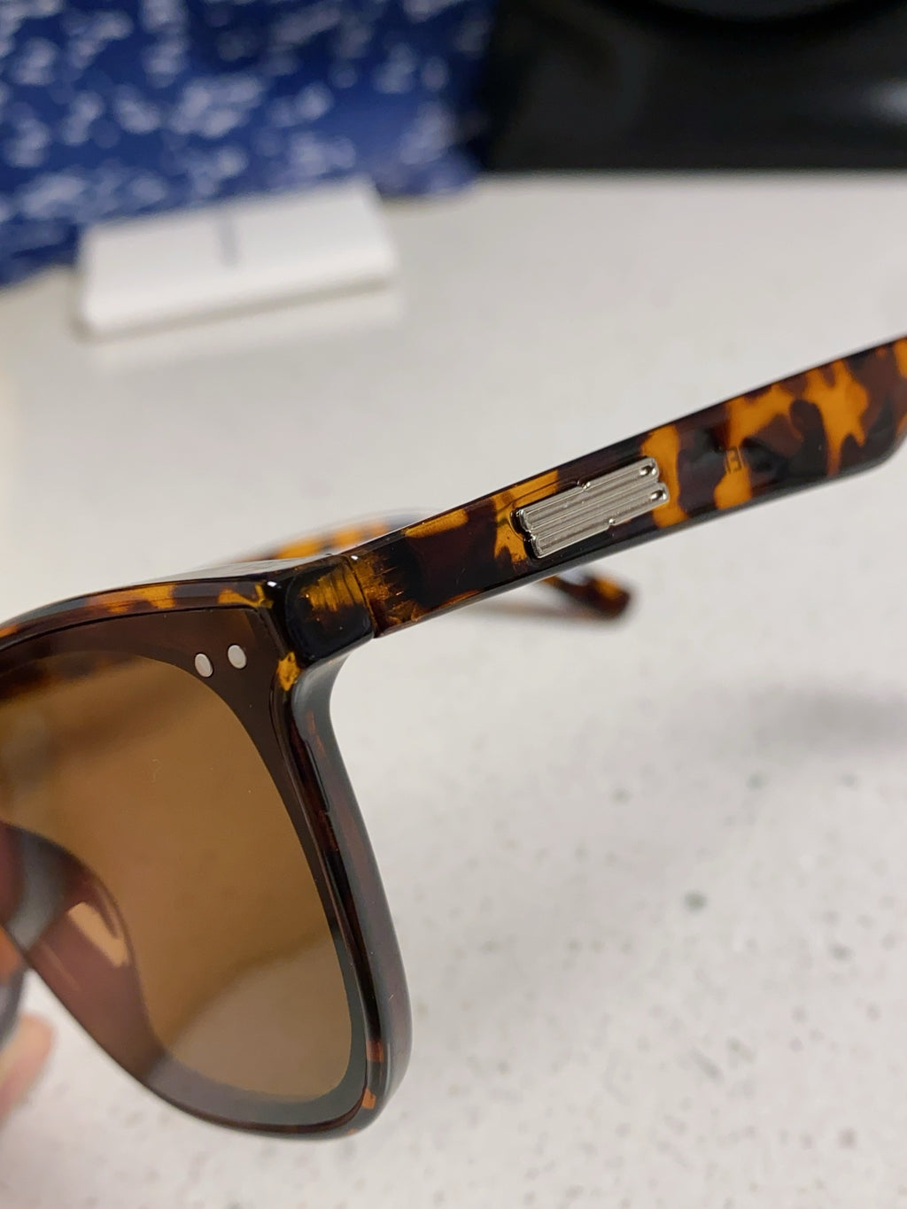 Gentle Monster HEIZER Square Brown Lens Sunglasses for Men & Women - 488003 - detail image 7