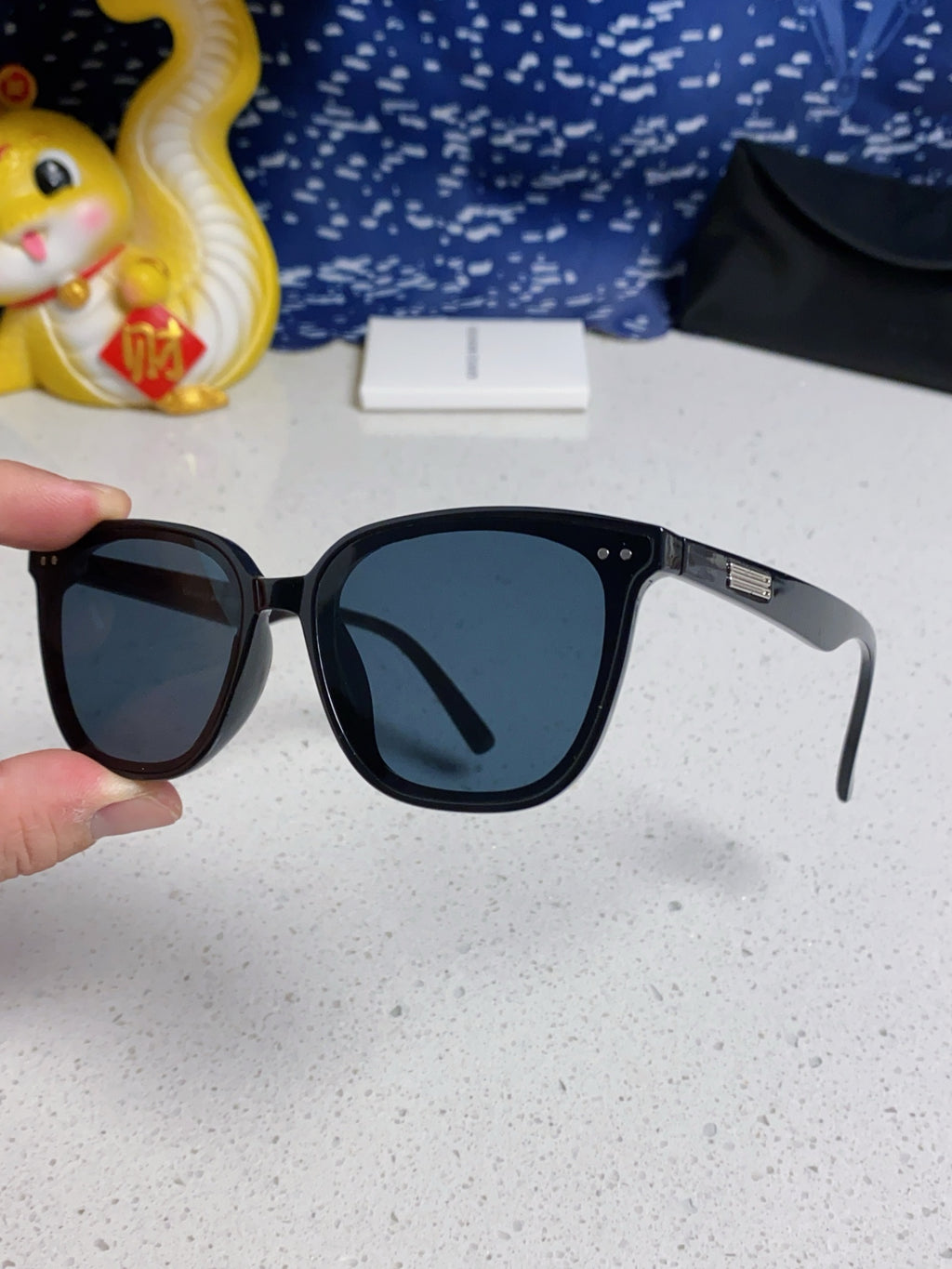Gentle Monster HEIZER Square Red Lens Sunglasses for Men & Women - detail image 6
